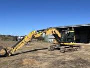 002c CAT Excavator2