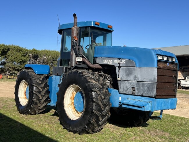 004a NH 9282 Versatile1