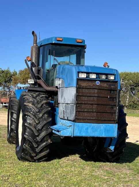 004b NH 9282 Versatile2