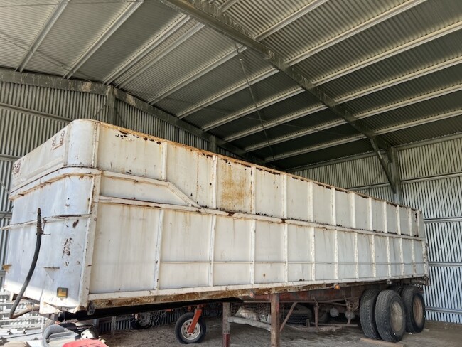 027a Tipper Body1