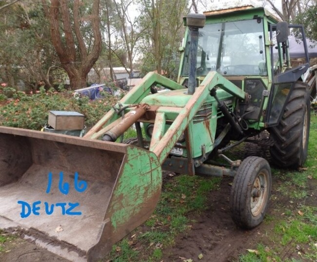 043 v18