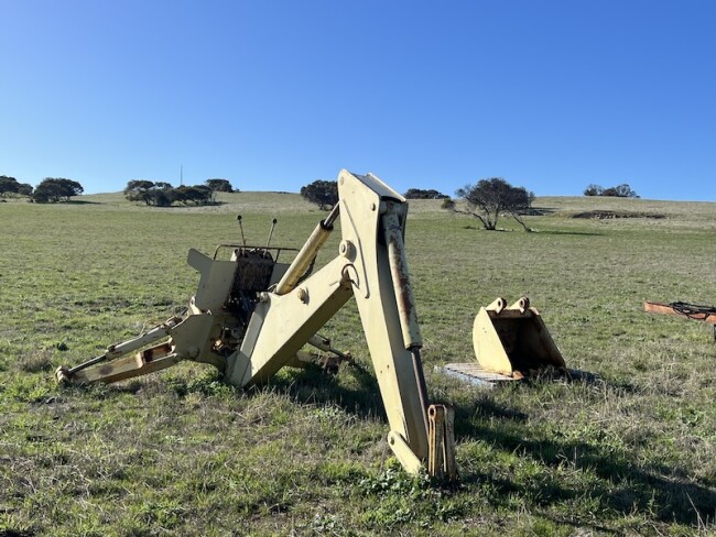 048 Back Hoe 3PL