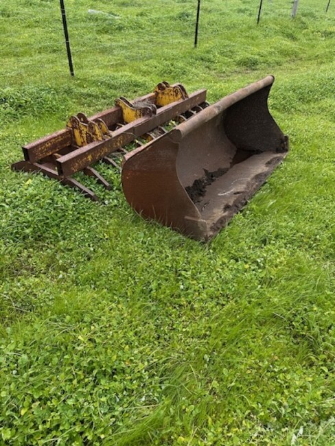 061 v12