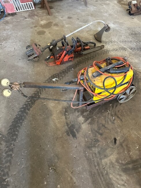 066 v12