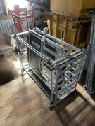 082b Prattley Manual Sheep Handler1