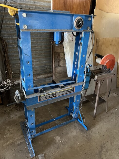 085 Hydraulic Press