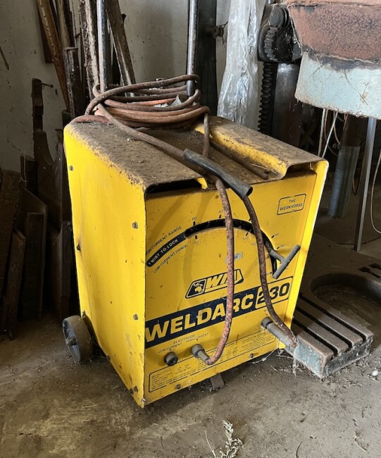 086 WIA Welder