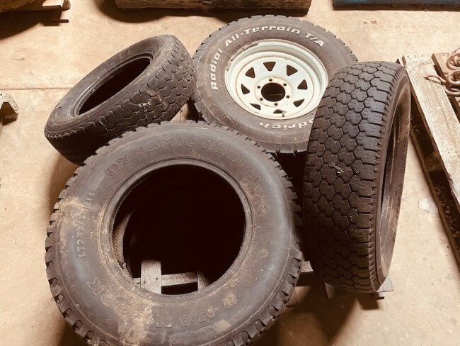 125