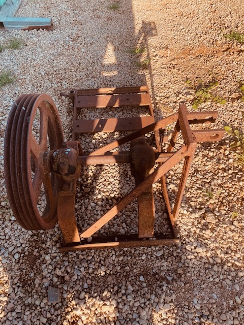127 v16