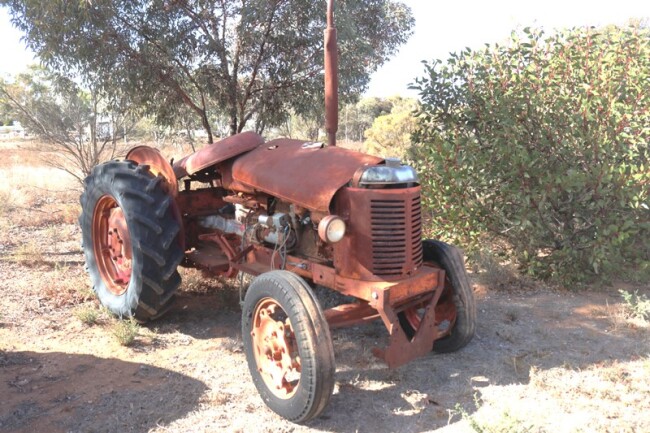 20 Crop Master diesel 30C tractor a