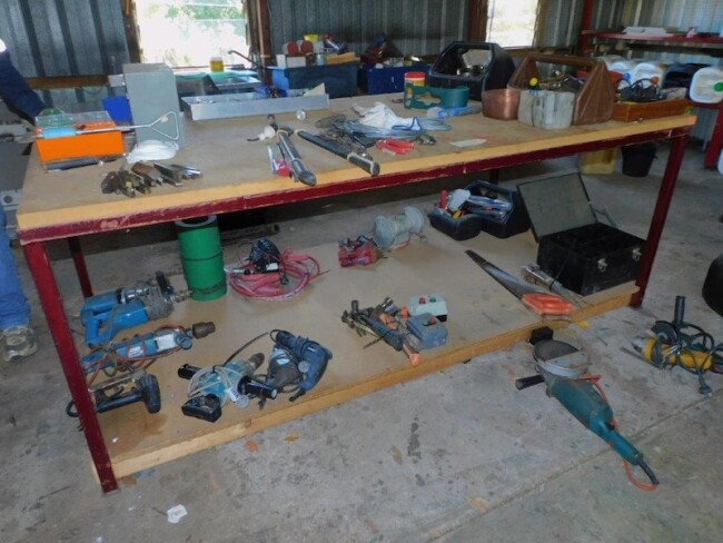 226 v8