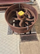 27 Ray Mossop 2x Cast Iron Pulleys 30 inch 102434