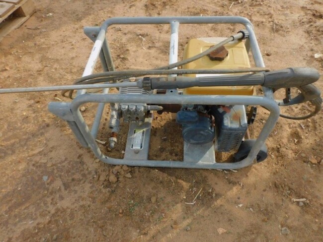 33 3 v8