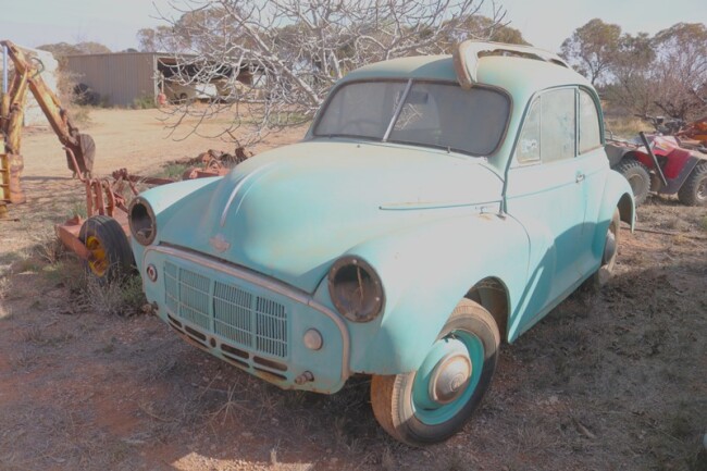 36a Morris Minor 2 door a