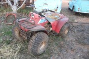 40 Kawasaki 4 wheel motor bike a