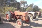 49 International B 414 tractor a
