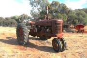 7 Farmall XXX 14Dtractor a