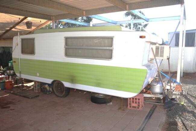 71 Viscount pop top caravan 1978 built a