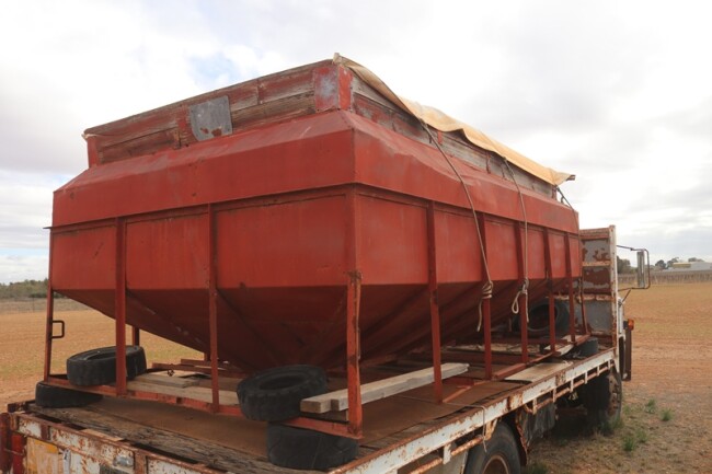 76 Centre delivery steel bin a