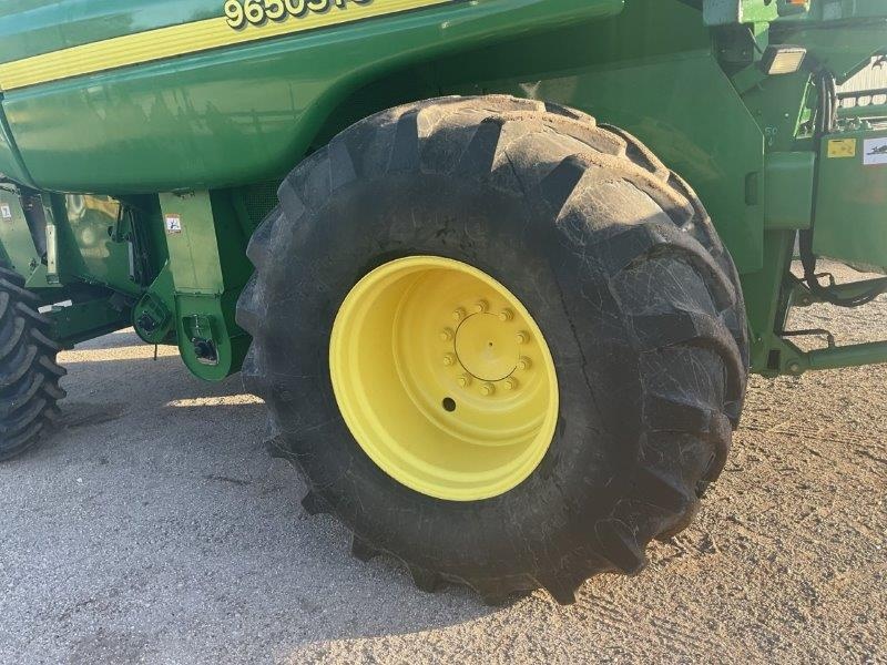 Lot 12.8