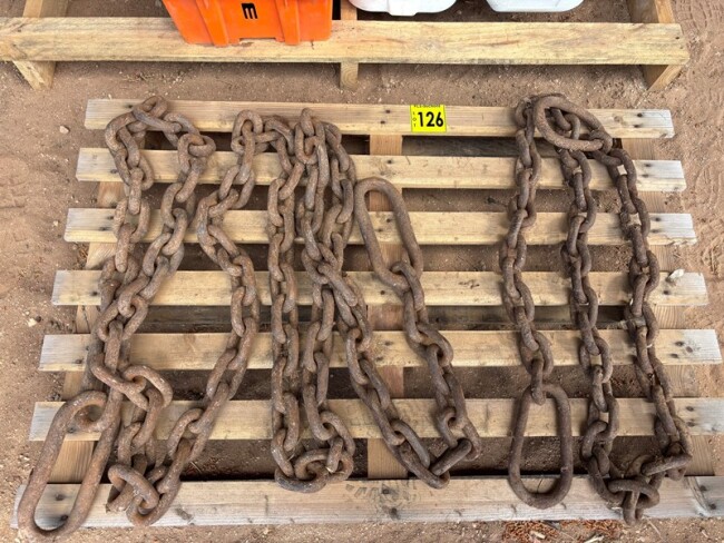 Lot 126 Heavy Duty Chains