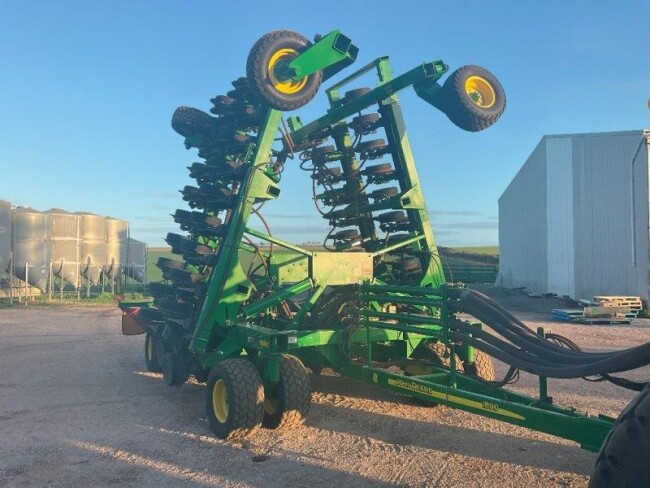 Lot 15.7