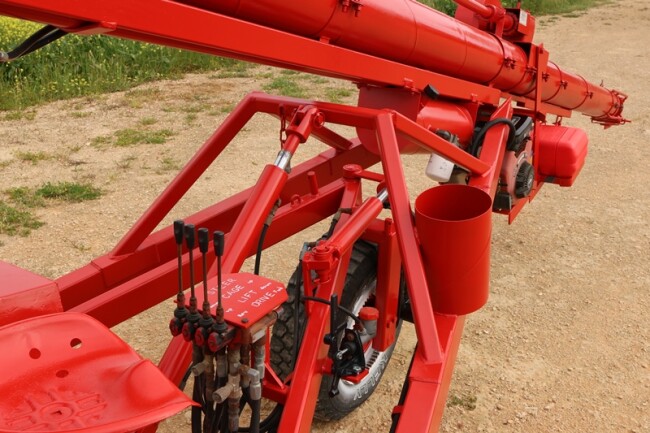 Lot 17 2003 40ft Vennings auger 3