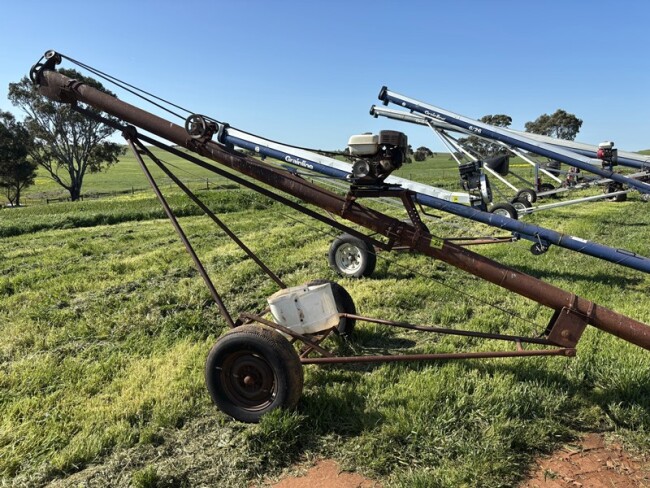 Lot 23 Auger 20ft x 5ft New Flighting