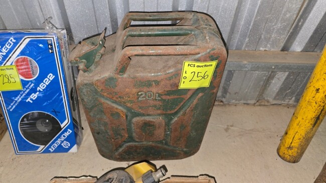 Lot 256 v2