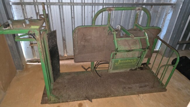 Lot 322
