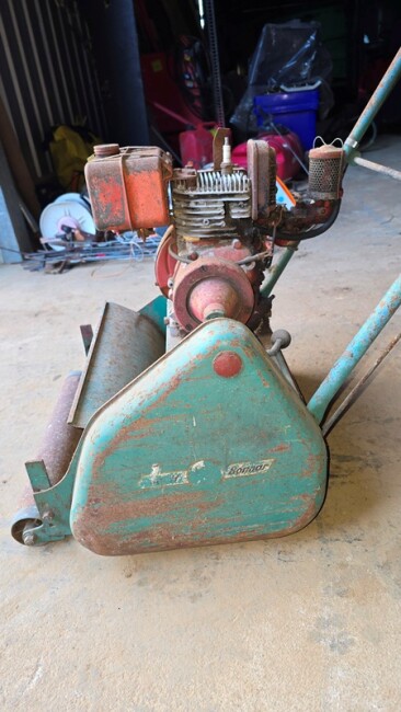 Lot 324 4