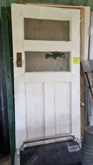 Lot 351