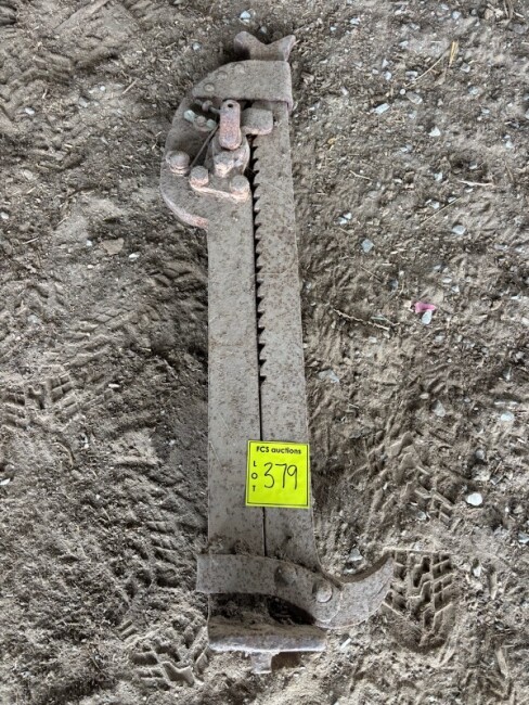 Lot 379