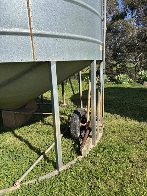 Lot 38 Jackson Field Bin 30T 2