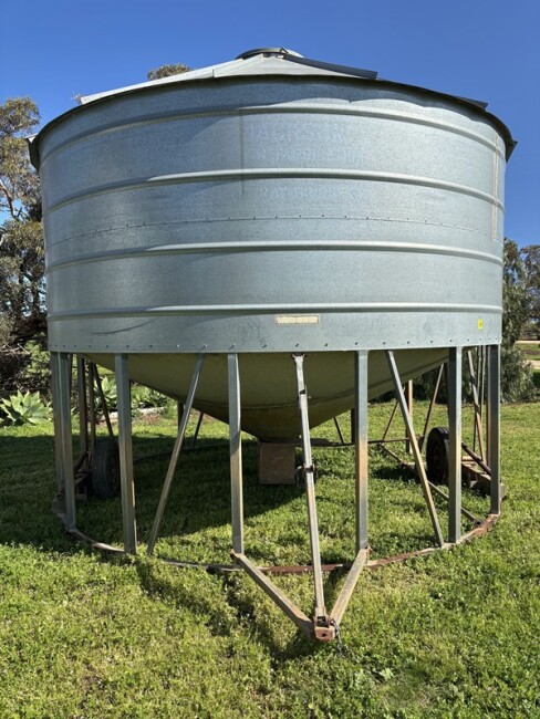 Lot 39 Jackson Field Bin 30T