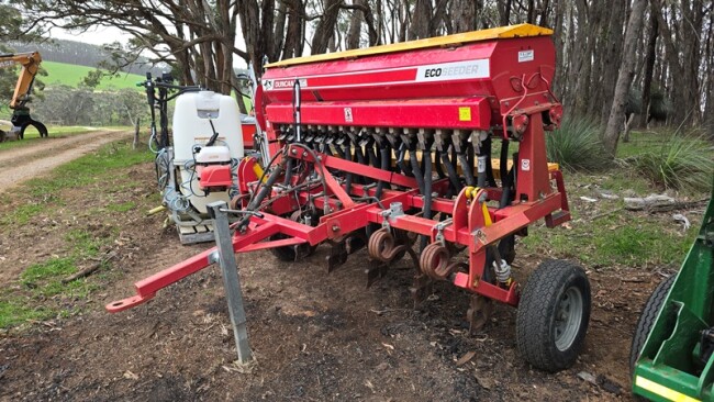 Lot 392 1