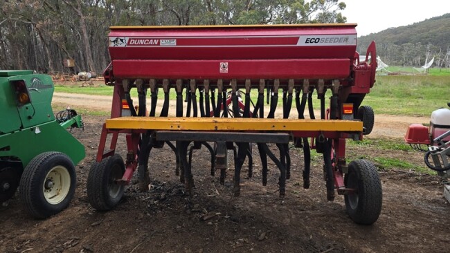 Lot 392 3
