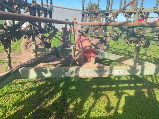 Lot 3.6