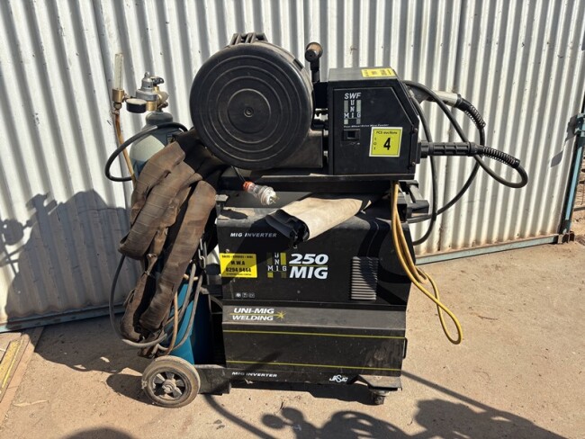 Lot 4 250 Migwelder Gas Bottle