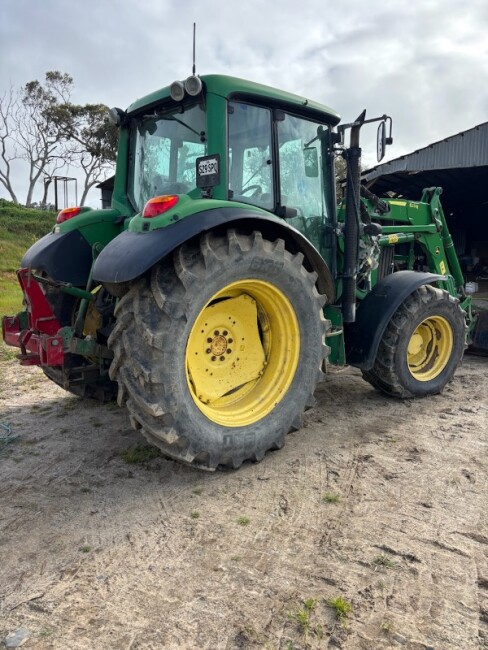 Lot 403 3