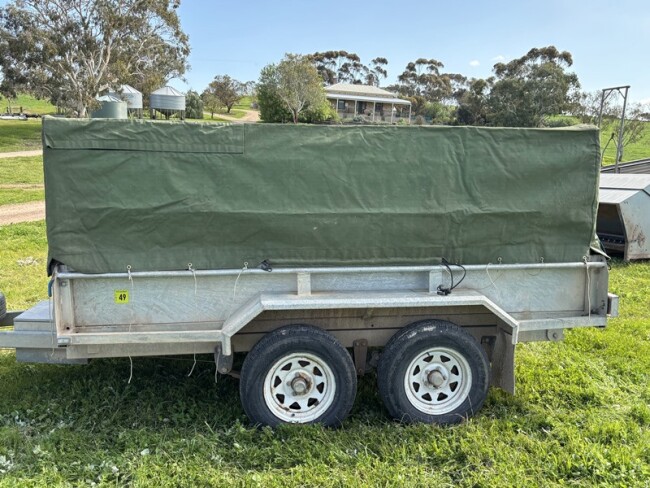 Lot 49 10 x 6 Tipper Trailer with Taunnea Cover Electric Brakes GC 3400KG 2