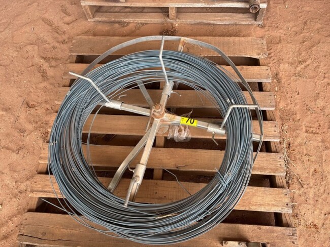 Lot 70 Wire Spinner