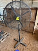 Lot 77 Arlec Variable Speed Fan