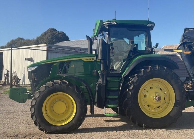 Lot 8.3