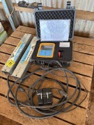 Lot 91 Thunderbird T30 Monitor 200KG Weighbars