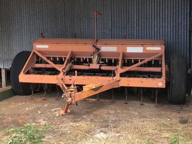 19 Conner Shea 18 Row seeder
