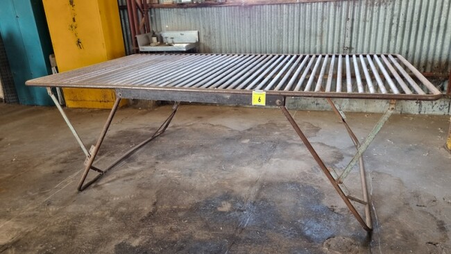 LOT 6 Steel rectangle wool table