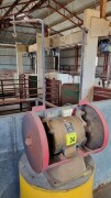 LOT 34 Lister Shearing grinder