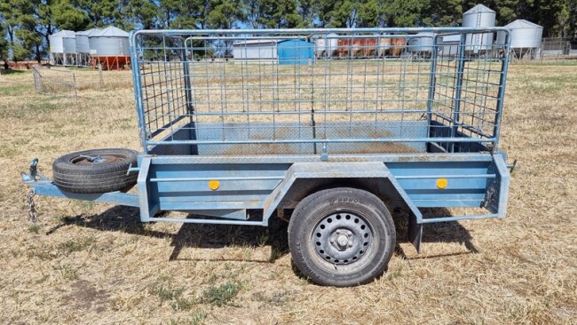 LOT 38 Miegel trailer 7 x 4ft 1