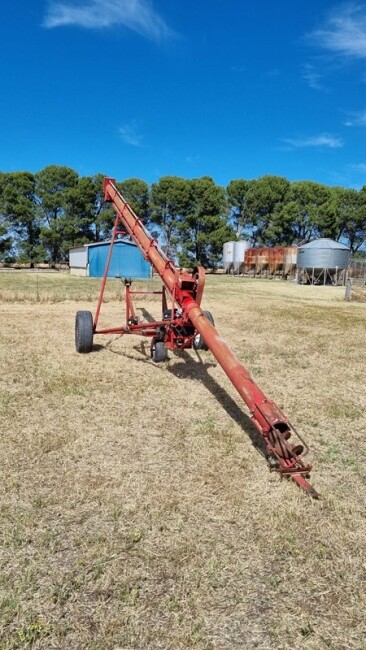 LOT 39 Vennings Auger 36 x 7 2